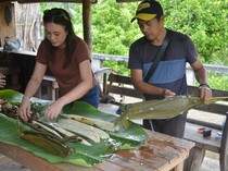 Kuliner Nasi Sinaworai Khas Minahasa, Cocok Buat Bekal Masuk ke Hutan