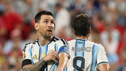 Soccer Football - FIFA World Cup 2026 - Quarter Final - Argentina v Switzerland - Kansas City Stadium, Kansas City, Missouri, U.S. - July 11, 2026 Argentinas Lionel Messi reacts REUTERS/Amanda Perobelli