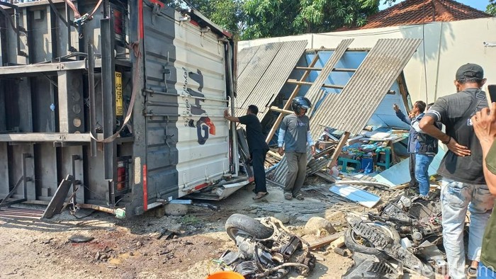 Lokasi kejadian kecelakaan maut di jalan Cirebon-Kuningan