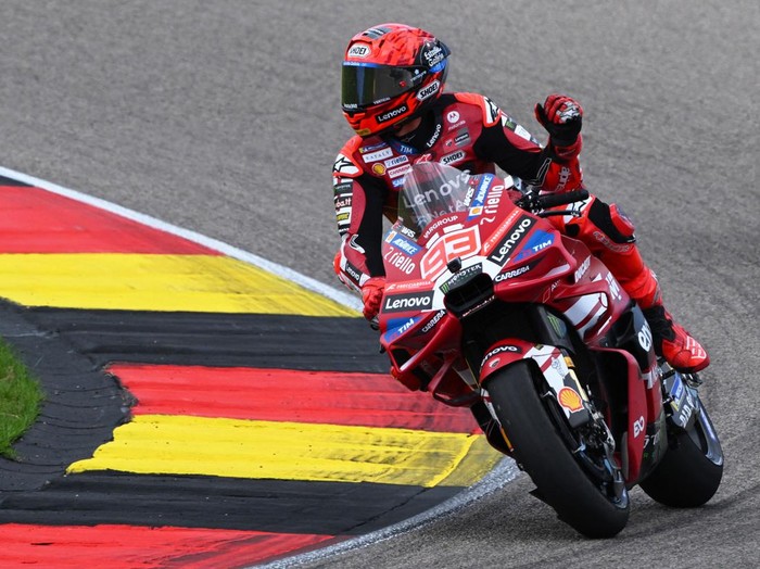MotoGP - German Grand Prix - Sachsenring, Hohenstein-Ernstthal, Germany - July 11, 2026 Ducati Lenovo Teams Marc Marquez celebrates after winning the sprint race REUTERS/Annegret Hilse