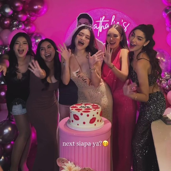 Nathalie Holscher Dapat Kejutan Bridal Shower: Bye Janda Era