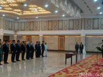 Gubsu Bobby Lantik 8 Pejabat Eselon II, Ini Daftarnya