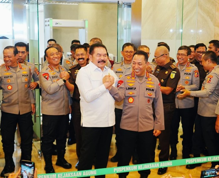 Pertemuan antara Kapolri dan Jaksa Agung di Kantor Kejagung (dok. Istimewa)