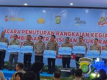 Polres Kepulauan Seribu Raih Juara di Ajang Penghargaan Hari Bhayangkara ke-80