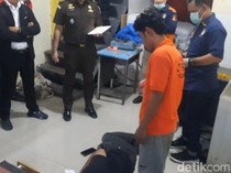 Rekonstruksi Ungkap Suami di Makassar Gorok Istri hingga Tewas Saat Main HP