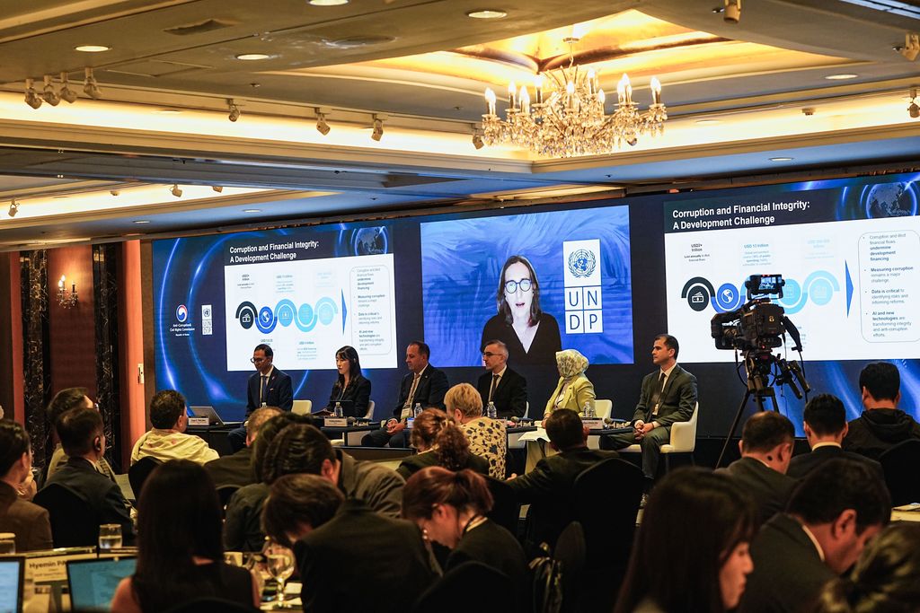 Sarah Lister yang menjabat Co-Director, Governance, Rule of Law and Peacebuilding Hub, UNDP dalam acara International Anti-Corruption Forum (IACF) 2026 di Seoul, Korea Selatan, Jumat (3/7/2026).