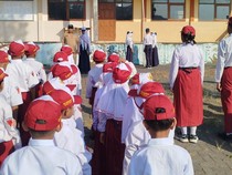 SDN di Kota Batu Ini Cuma Dapat 8 Murid Baru