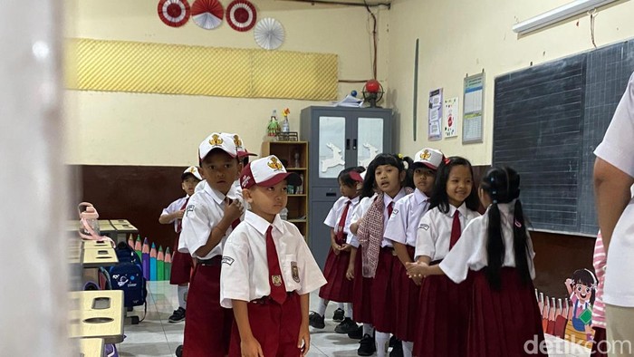 Siswa Siswi baru di SD Immanuel Kota Batu.
