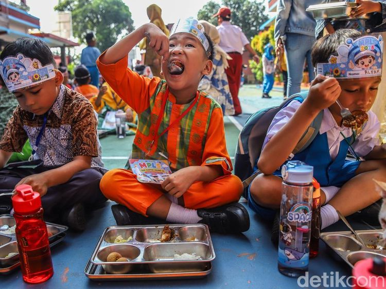 Tahun Ajaran Baru Dimulai, Program MBG Kembali Hadir di Sekolah