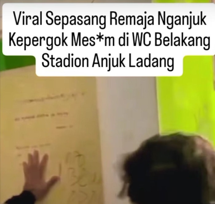 Tangkapan layar video sejoli remaja digerebek diduga berbuat mesum