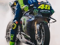 Untuk Pertama Kalinya Setelah Pensiun, Valentino Rossi Geber YZR-M1 lagi