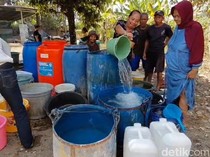 Cerita Warga Kedungwuluh Banyumas Rela Jalan Kaki 1 Km demi Air Bersih di Belik