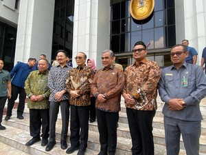 Hadir di Pemakaman Khamenei, Muzani Ungkap Pesan Prabowo ke Pemerintah Iran