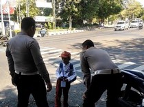 Hari Kedua Sekolah, Siswa Kelas 1 SD di Gresik Tersesat Saat Pulang