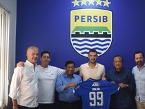 Balsa Sekulic Akan Bujuk Luka Menalo demi Nomor 9 di Persib