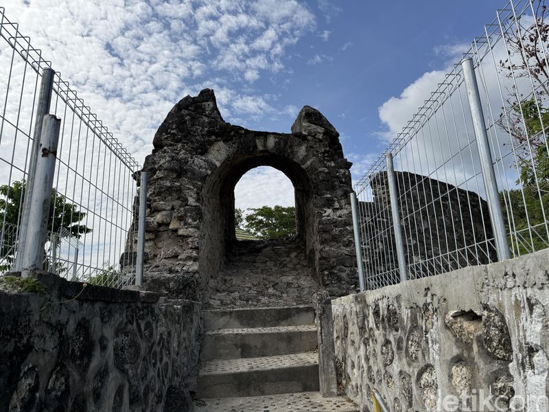 Benteng Otanaha di Gorontalo Benteng Otanaha di Gorontalo