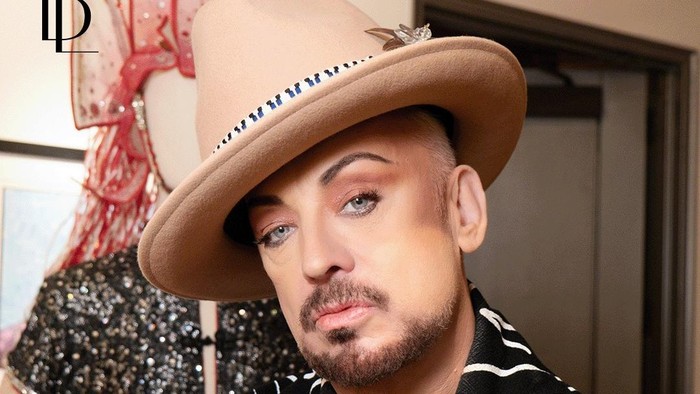 Boy George lelang koleksi fashion ikonik.