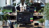IHSG Balik Menguat ke Level 6.000, Cek Rekomendasi Saham Hari Ini