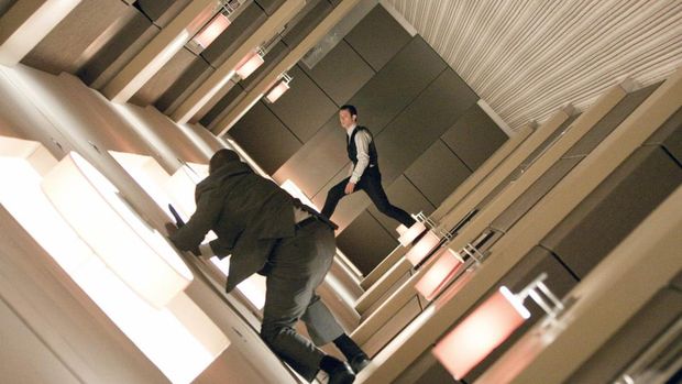 Inception INCEPTION, Leonardo DiCaprio, 2010. ph: Melissa Moseley/Warner Bros./Courtesy Everett Collection