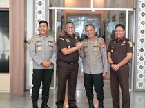 Kapolda-Kajati Sumsel Tegaskan Tetap Bersaudara, Tepis Isu Friksi