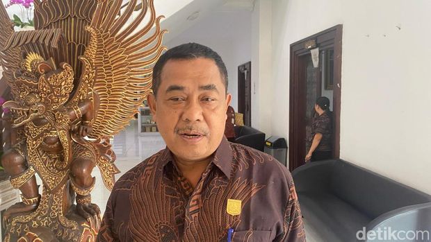 Ketua Komisi IV DPRD Kabupaten Karangasem I Wayan Sudira, Selasa (14/7/2026). (foto: I Wayan Selamat Juniasa) Ketua Komisi IV DPRD Kabupaten Karangasem I Wayan Sudira, Selasa (14/7/2026). (foto: I Wayan Selamat Juniasa)