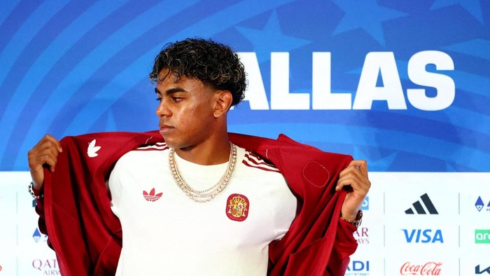 Soccer Football - FIFA World Cup 2026 - Spain Press Conference - Dallas Stadium, Arlington, Texas, U.S. - July 13, 2026 Spains Lamine Yamal during the press conference REUTERS/Hannah Mckay