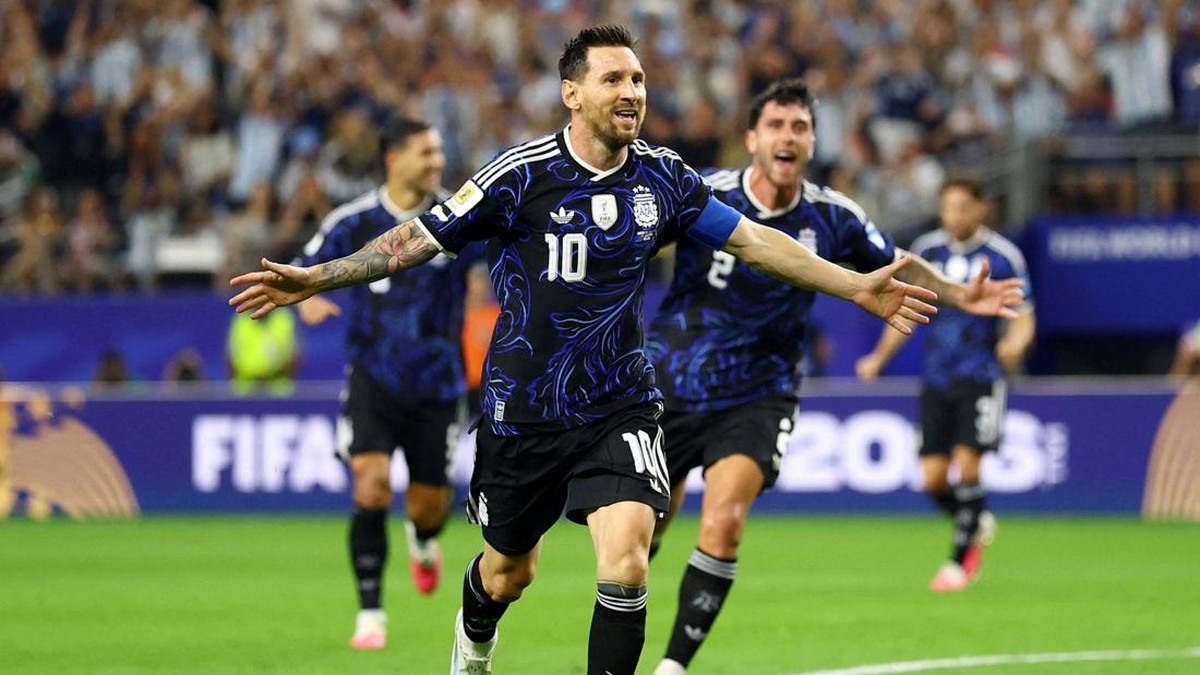 Lionel Messi Lionel Messi