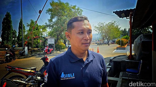 Muhamad Nurapandi (41) atau yang akrab disapa Dede Sinar Muhamad Nurapandi (41) atau yang akrab disapa Dede Sinar