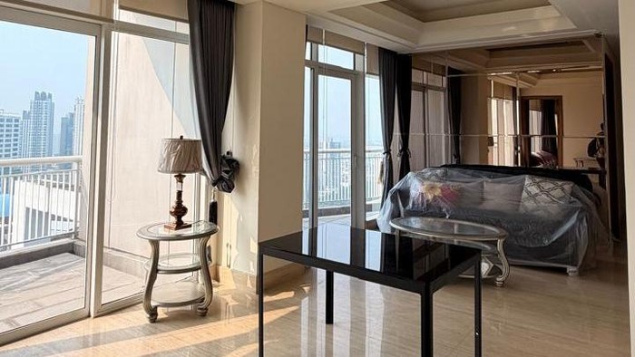 Penampakan unit apartemen Benny Tjokro yang dilelang Kejagung (dok. situs lelang.go.id)