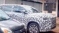 Bocor Sosok Mobil Diduga Toyota Innova Zenix Facelift sedang Dites Jalan