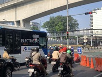 Lalin Gatot Subroto ke Mampang Dialihkan Imbas Pembongkaran JPO di Tendean