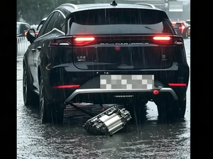 Viral Komponen Mobil BYD Ambrol saat Terjang Banjir