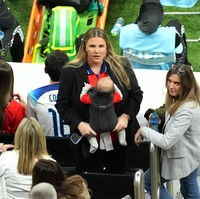 Lauren dan Declan memiliki satu putra, bernama Jude, yang akan berusia empat tahun. Lauren sering membawa Jude menonton ayahnya bertanding di stadion. Foto: PA Images via Getty Images/Peter Byrne - PA Images