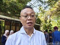 Belasan Teman Kuliah Jokowi Siap Jadi Saksi Sidang soal Ijazah