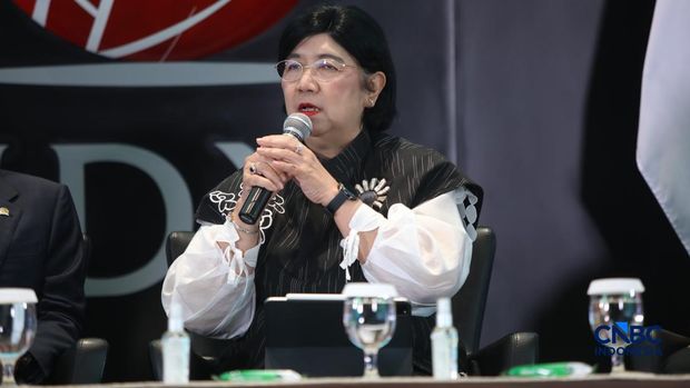 Deputi Gubernur Senior Bank Indonesia, Destry Damayanti saat menyampaikan pemaparan dalam Investment Forum 2026 di Bursa Efek Indonesia (BEI), Jakarta, Rabu (15/7/2026). Deputi Gubernur Senior Bank Indonesia, Destry Damayanti saat menyampaikan pemaparan dalam Investment Forum 2026 di Bursa Efek Indonesia (BEI), Jakarta, Rabu (15/7/2026). (CNBC Indonesia/Faisal Rahman)