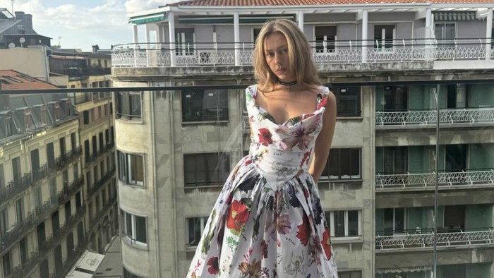 Ester Exposito, kekasih Kylian Mbappe