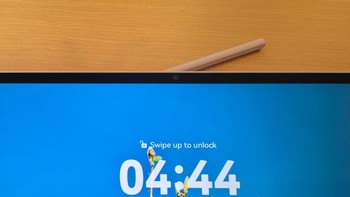 Terdapat fitur seperti AI Footstep untuk mendukung clear video call dengan kamera 12 MP Ultra Clear. Foto: Aisyah Kamaliah Attamimi/detikINET