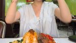 Keseruan Food Vlogger Kelly Korea yang Hobi Kulineran di Indonesia!