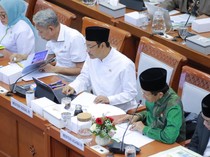 Raker Komisi VIII DPR, Mensos Gus Ipul Pastikan Tindak Lanjut Temuan BPK