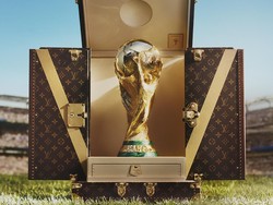 Louis Vuitton Hadirkan Trophy Trunk Baru untuk Trofi Piala Dunia FIFA 2026