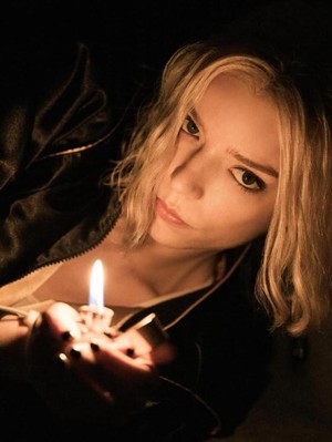 Penampilan Anya Taylor-Joy di Serial Lucky Apple TV