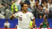 Oyarzabal Bisa Lewati Rekor Gol 2 Legenda Spanyol Ini?