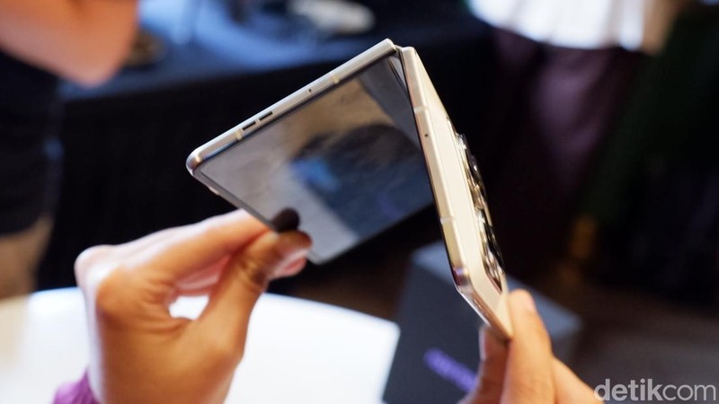 Motorola Razr Fold