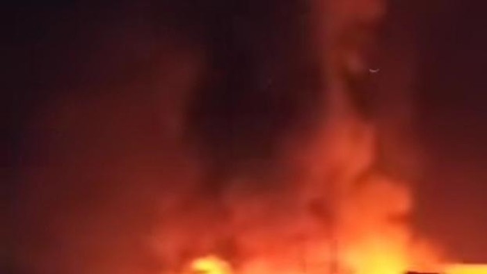 Pabrik PT Futai di Bitung diduga dibakar.