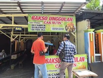 Keluh Pedagang Bakso di Lamongan Saat Harga Daging Sapi Terus Naik