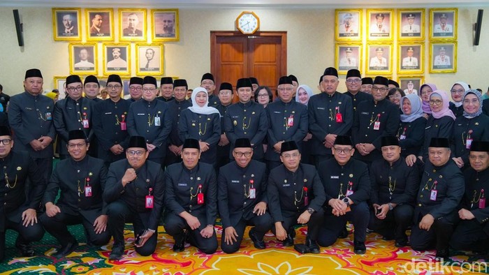 Pelantikan pejabat eselon II Pemprov Jatim