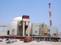 Memanas, AS Bombardir Kota Pembangkit Nuklir Iran