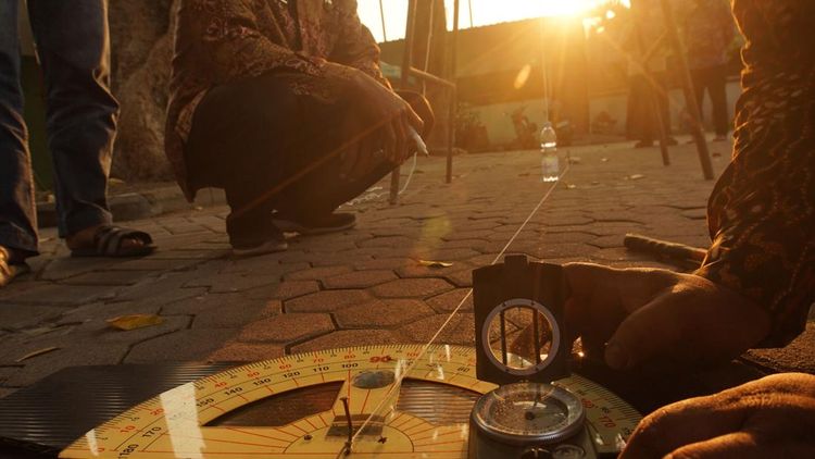 Umat Islam Manfaatkan Fenomena Matahari di Atas Kabah untuk Cek Kiblat