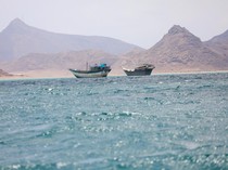 Video Iran Minta Houthi Tutup Jalur Minyak Laut Merah Jika AS Menyerang