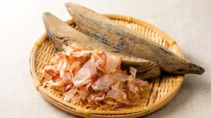 Kenapa Katsuobushi Keras seperti Kayu? Begini Proses Pembuatannya